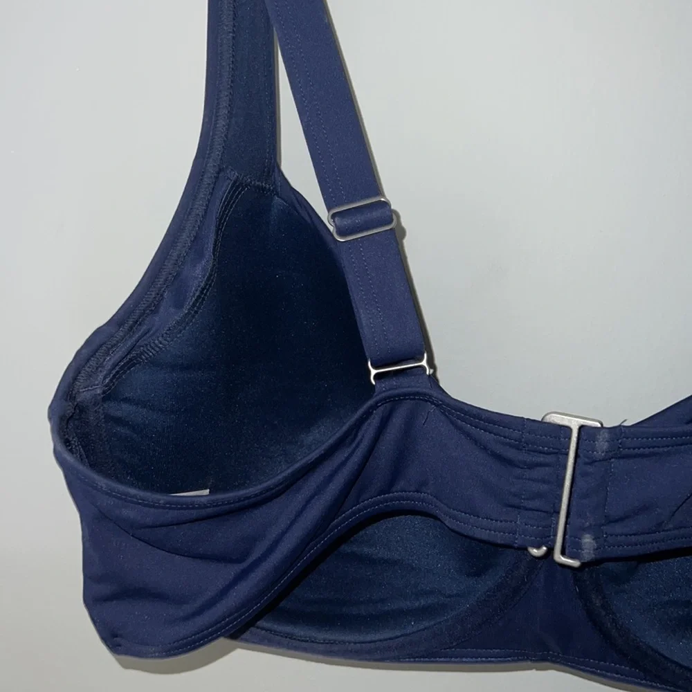 Women's Lands' End Twist-Front Underwire Bikini Top - Picture 4 of 6
